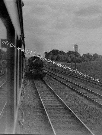 PASSING TRAINS ON GWR